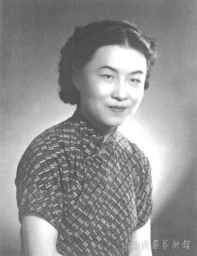 1941年在上海写剧本
