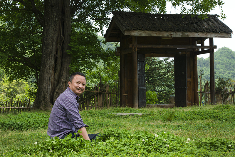 吕三 缩图