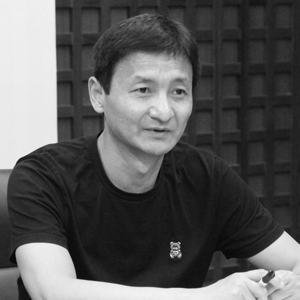 杨卫（方） 缩图