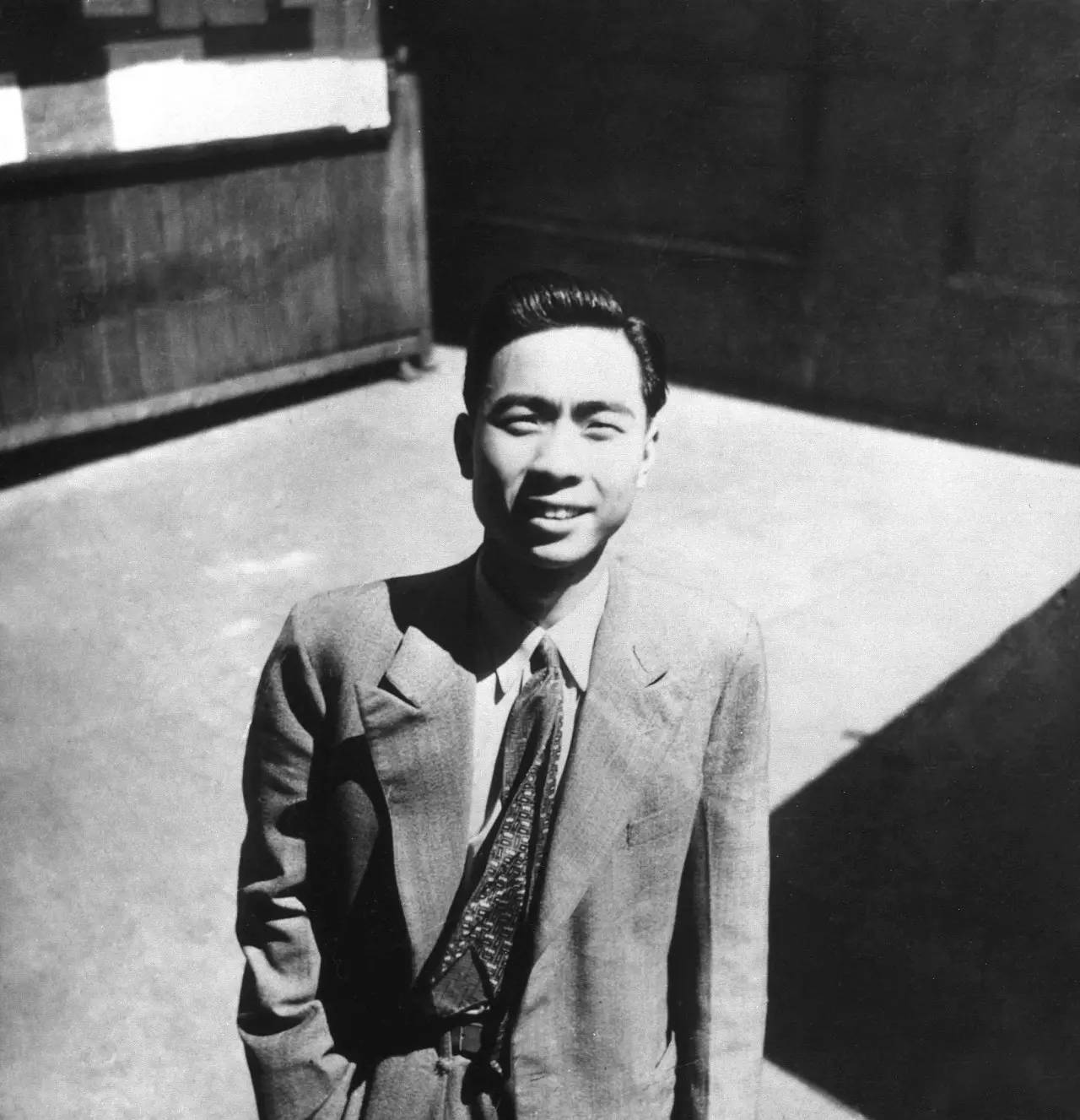 1946或1947年，汪曾祺在上海