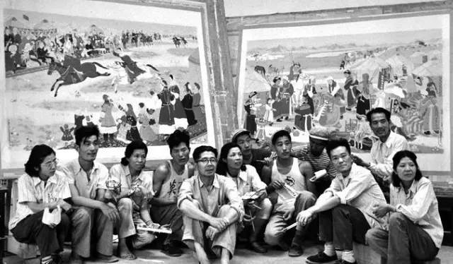 1964年，敦煌研究院院长常书鸿和莫高窟的艺术家 2