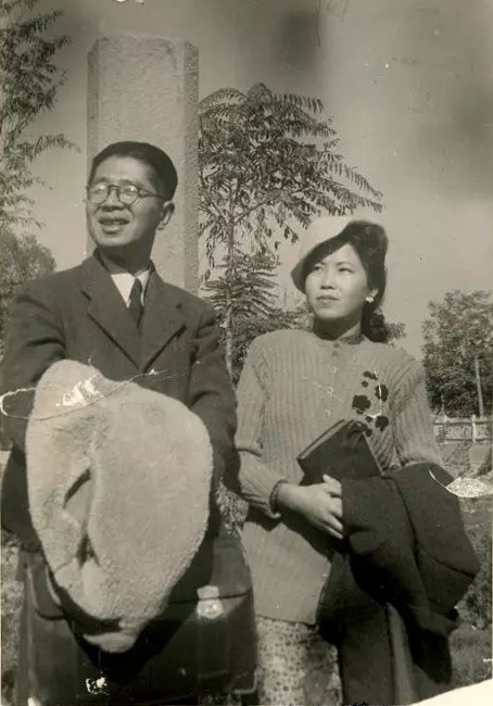 常书鸿与李承仙结婚 图为1947年他们在兰州。副本