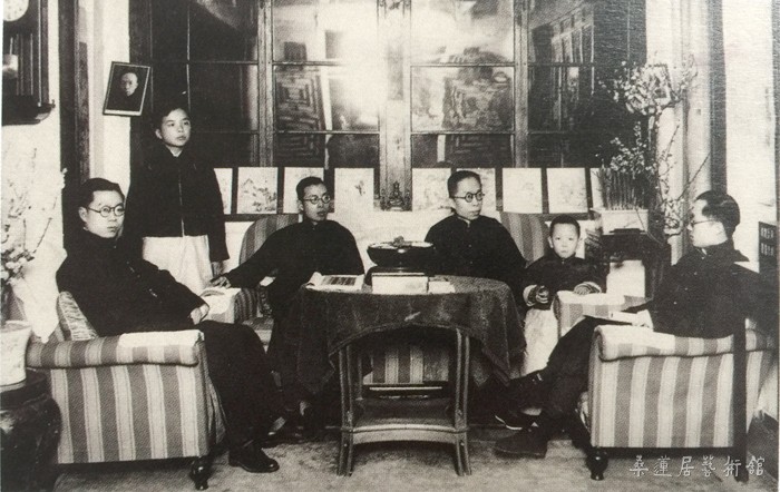 0406_2 “四溥”合影于溥伒家中 副本 缩图2